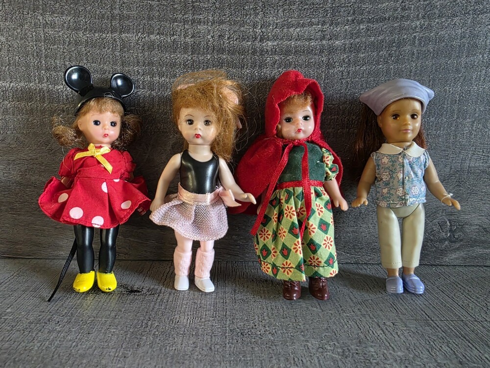 Lot of 4 Madame Alexander McDonald's Happy Meal Toy Dolls Red Riding Hood G27